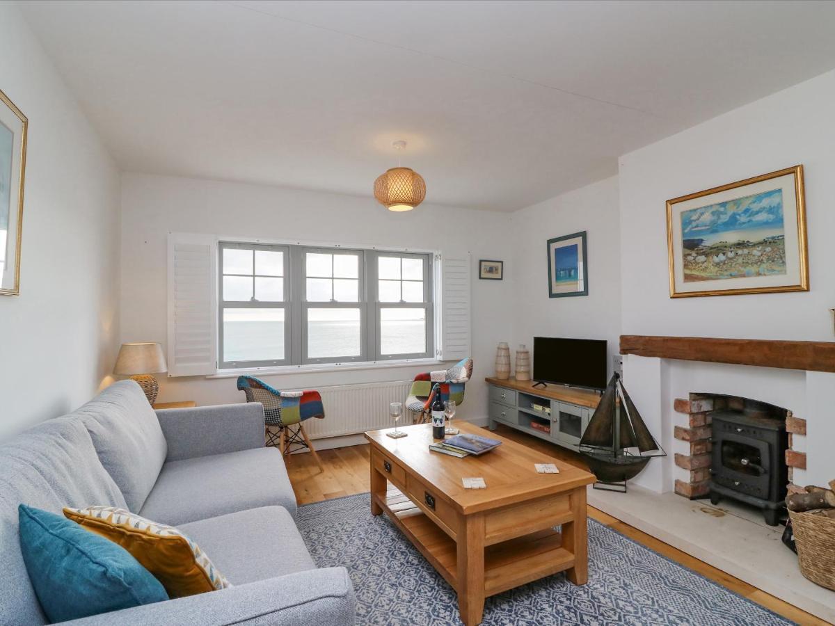 Beach Retreat Weymouth Bagian luar foto