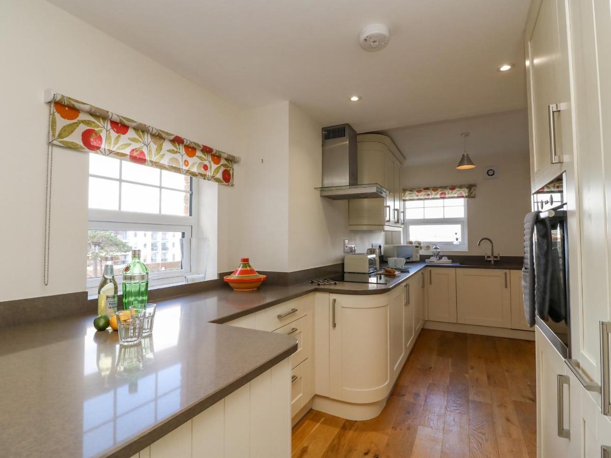 Beach Retreat Weymouth Bagian luar foto